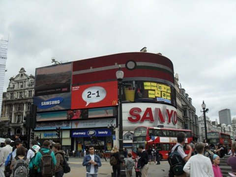 piccadilly circus