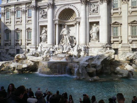 fontaine trevi rome