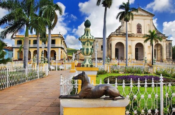 cuba trinidad plaza mayor
