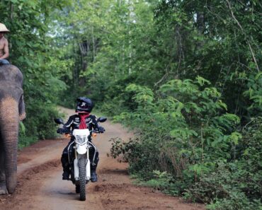 Voyager en moto au Laos