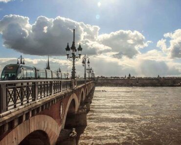 pont bordeaux